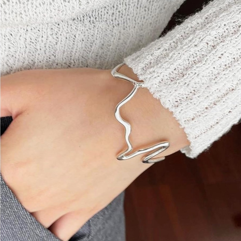 Cuff Bracelet 925 silver abstract unique and fits all sizes (even small wrists!)